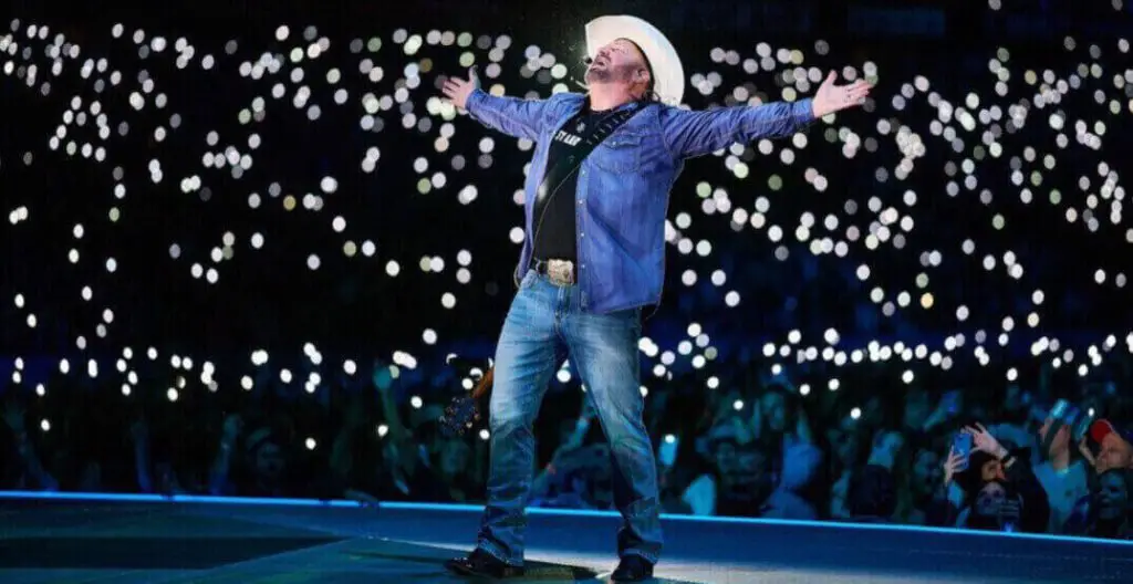What to wear to a garth brooks concert